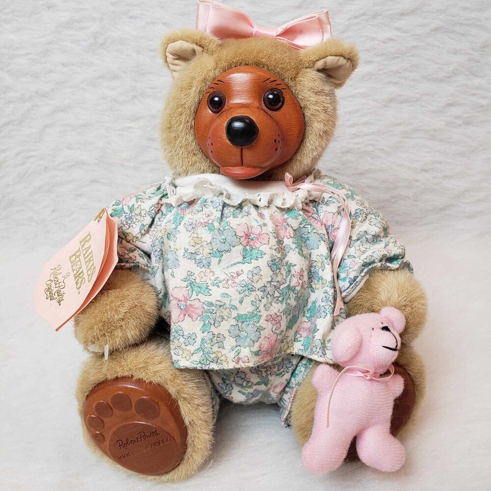 1990 LIMITED EDITION Raikes Courtney Bear - Wooden Carved Face w/ Music Cassette - Picture 3 of 17